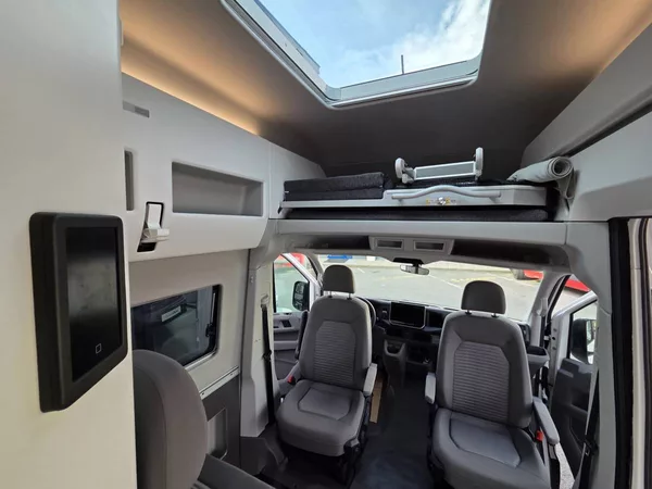 Volkswagen Grand California 2.0 TDI 120kW - foto 10