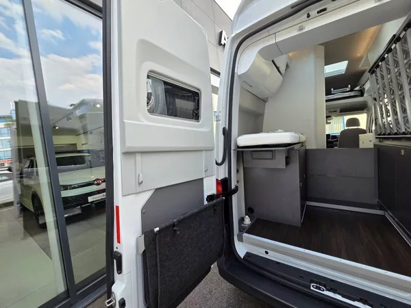 Volkswagen Grand California 2.0 TDI 120kW - foto 53
