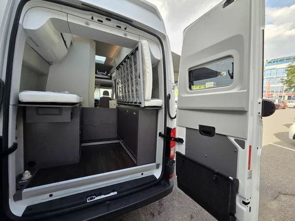 Volkswagen Grand California 2.0 TDI 120kW - foto 54