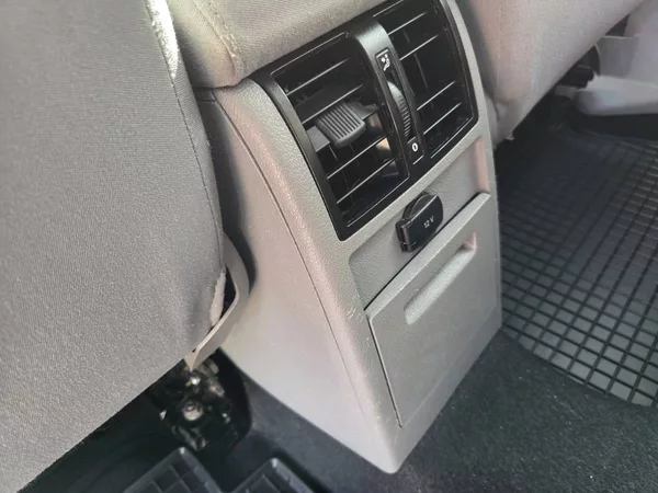 Volkswagen Caddy 2.0 CNG Life - foto 17