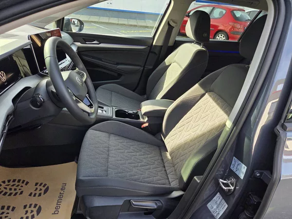 Volkswagen Golf Variant 1.5 eTSI DSG7 People - foto 12