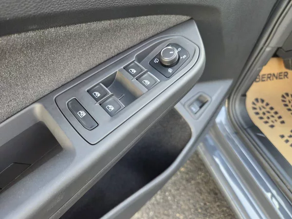 Volkswagen Golf Variant 1.5 eTSI DSG7 People - foto 13