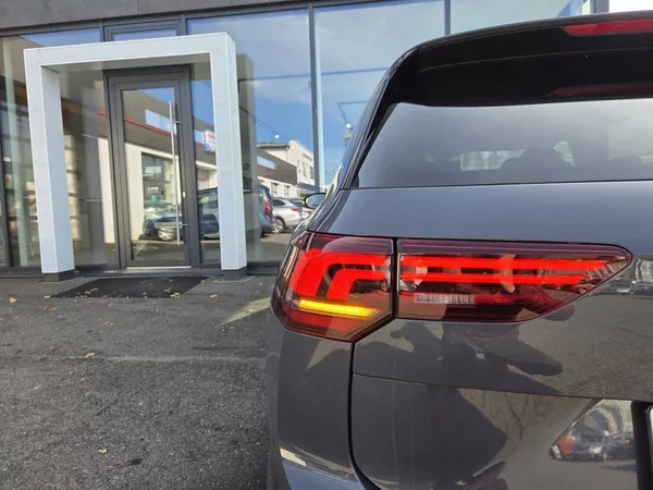 Volkswagen Golf Variant 1.5 eTSI DSG7 People - foto 9