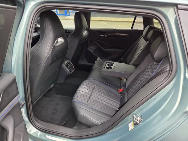 Volkswagen Passat Variant Passat R-Line 2.0 TDI Black St - foto 41