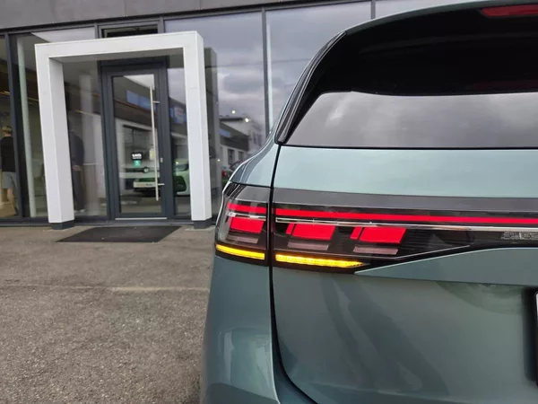 Volkswagen Passat Variant Passat R-Line 2.0 TDI Black St - foto 9