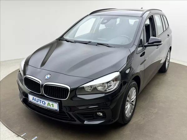 BMW Řada 2 1,5 218i LONG ROZVODY VÝHŘEV