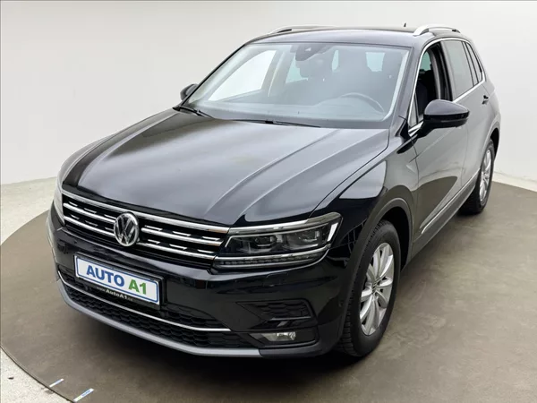 Volkswagen Tiguan 1,5 TSi DSG HUD KAMERA TAŽNÉ
