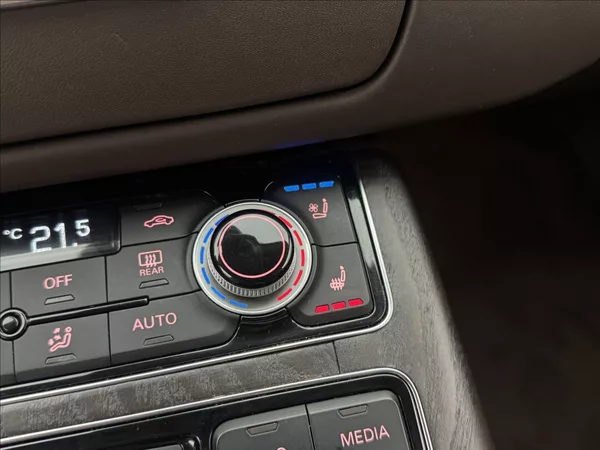 Audi A8 3,0 HUD DPH NV EXCLUSIVE NZTOP - foto 24
