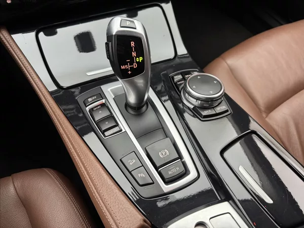 BMW Řada 5 2,0 4X4 KŮŽE SERVIS KAMERA ČR - foto 24