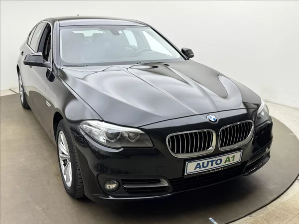 BMW Řada 5 2,0 4X4 KŮŽE SERVIS KAMERA ČR - foto 3