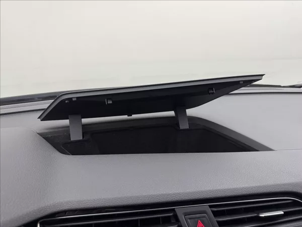 Volkswagen Touran 1,4 DSG KAMERA TAŽNÉ 1.MAJ ČR - foto 14