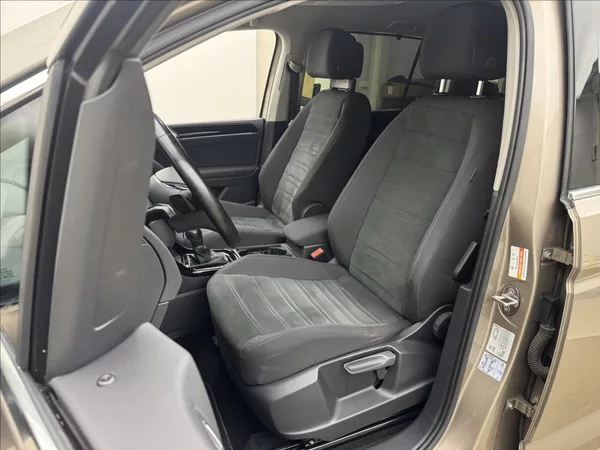 Volkswagen Touran 1,4 DSG KAMERA TAŽNÉ 1.MAJ ČR - foto 27