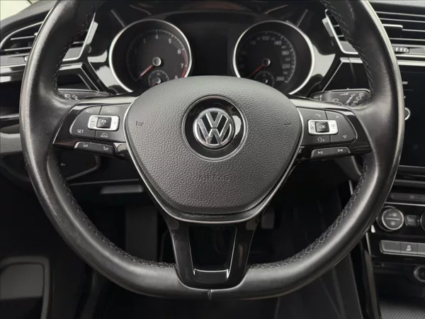 Volkswagen Touran 1,4 DSG KAMERA TAŽNÉ 1.MAJ ČR - foto 9