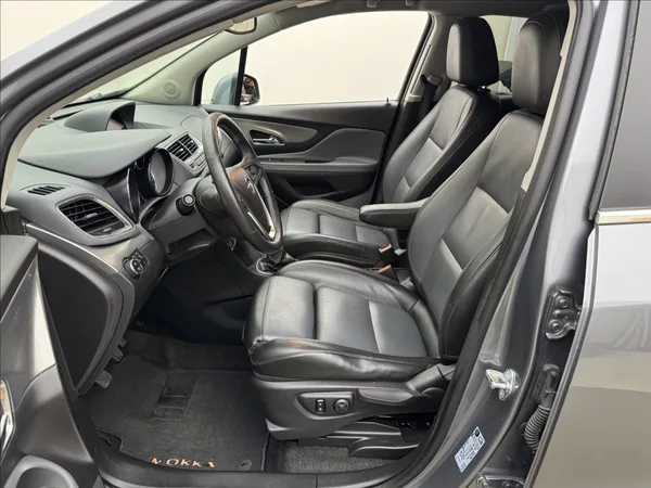 Opel Mokka 1,6 i COSMO KŮŽE VÝHŘEV KAMERA - foto 25