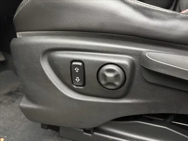 Opel Mokka 1,6 i COSMO KŮŽE VÝHŘEV KAMERA - foto 27