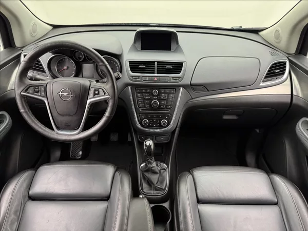 Opel Mokka 1,6 i COSMO KŮŽE VÝHŘEV KAMERA - foto 7