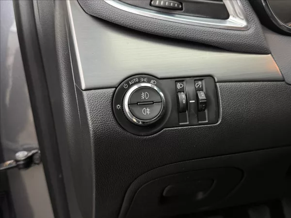 Opel Mokka 1,6 i COSMO KŮŽE VÝHŘEV KAMERA - foto 8