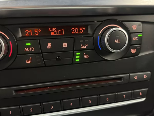 BMW X3 2,0 4X4 DPH M 2XKOLA NAVI ČR - foto 19