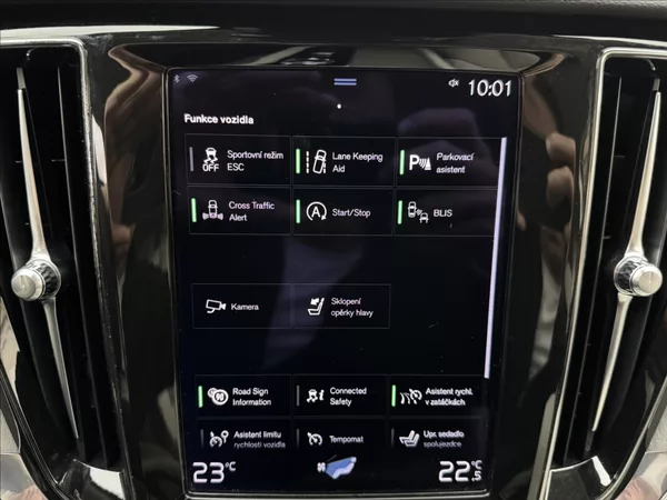 Volvo S60 2,0 B3 DPH INSCRIPTION H/K ČR - foto 15