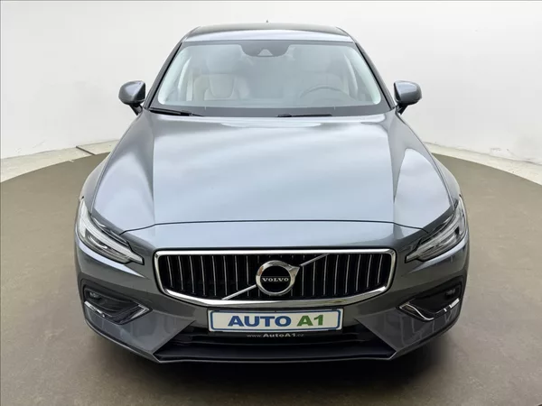 Volvo S60 2,0 B3 DPH INSCRIPTION H/K ČR - foto 2