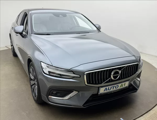 Volvo S60 2,0 B3 DPH INSCRIPTION H/K ČR - foto 3