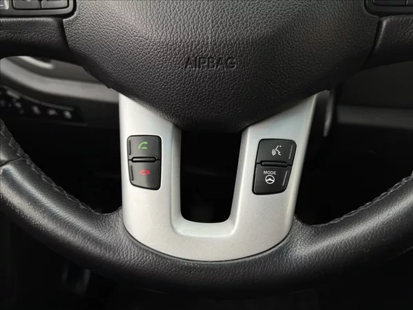 Kia Sportage 2,0 4X4 DPH VÝHŘEV TAŽNÉ ČR - foto 12