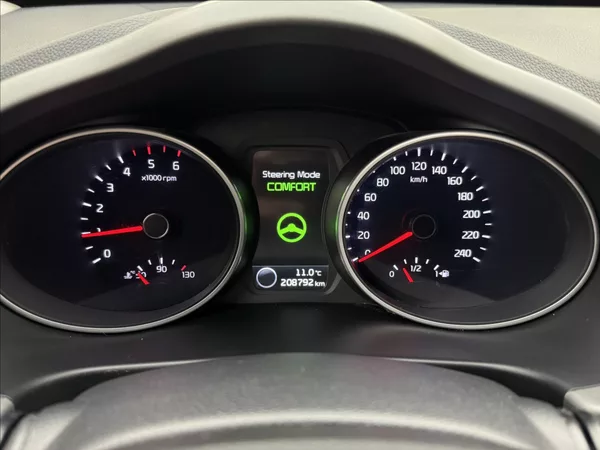 Kia Sportage 2,0 4X4 DPH VÝHŘEV TAŽNÉ ČR - foto 14