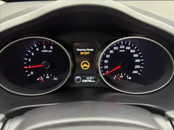 Kia Sportage 2,0 4X4 DPH VÝHŘEV TAŽNÉ ČR - foto 15
