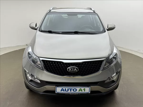 Kia Sportage 2,0 4X4 DPH VÝHŘEV TAŽNÉ ČR - foto 2