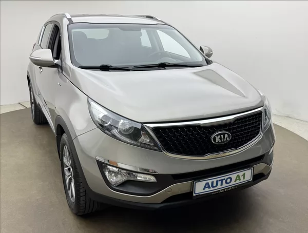 Kia Sportage 2,0 4X4 DPH VÝHŘEV TAŽNÉ ČR - foto 3