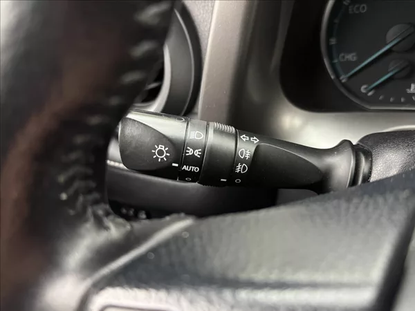 Toyota RAV4 2,5 114kW HYBRID LED KŮŽE 360° - foto 10