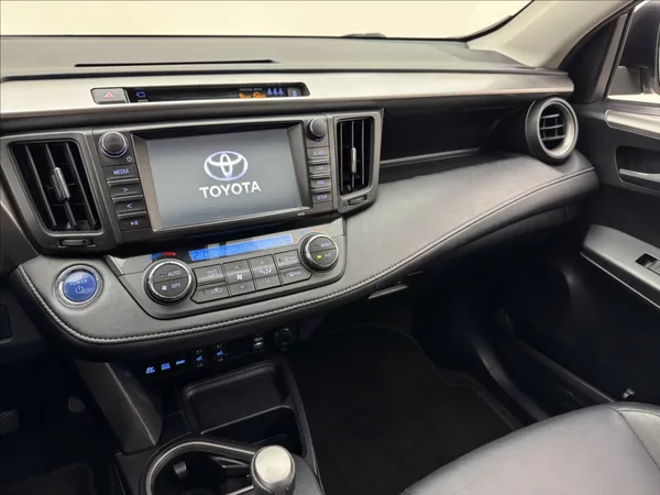 Toyota RAV4 2,5 114kW HYBRID LED KŮŽE 360° - foto 16