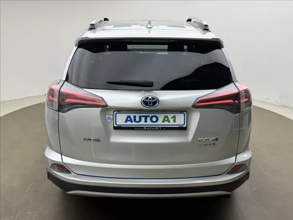 Toyota RAV4 2,5 114kW HYBRID LED KŮŽE 360° - foto 5