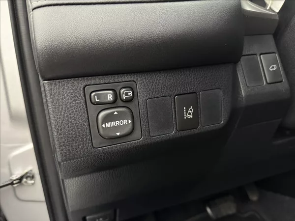 Toyota RAV4 2,5 114kW HYBRID LED KŮŽE 360° - foto 8