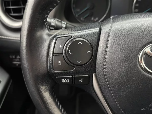 Toyota RAV4 2,5 114kW HYBRID LED KŮŽE 360° - foto 9