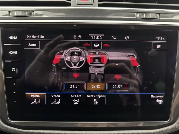 Volkswagen Tiguan 2,0 DSG DPH ACC NZTOP VC TAŽNÉ - foto 21