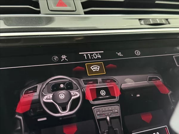 Volkswagen Tiguan 2,0 DSG DPH ACC NZTOP VC TAŽNÉ - foto 22