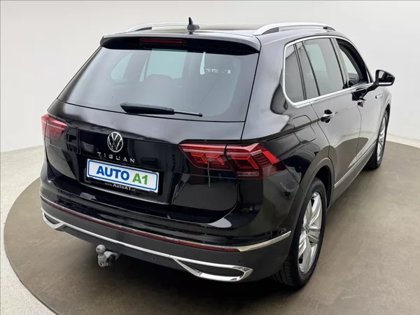 Volkswagen Tiguan 2,0 DSG DPH ACC NZTOP VC TAŽNÉ - foto 4