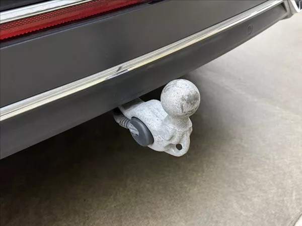Volkswagen Tiguan 2,0 DSG DPH ACC NZTOP VC TAŽNÉ - foto 46