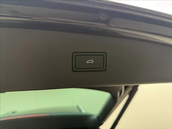 Volkswagen Tiguan 2,0 DSG DPH ACC NZTOP VC TAŽNÉ - foto 48