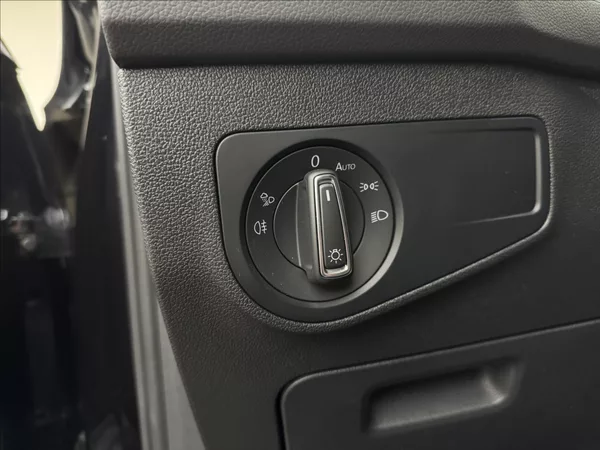 Volkswagen Tiguan 2,0 DSG DPH ACC NZTOP VC TAŽNÉ - foto 8
