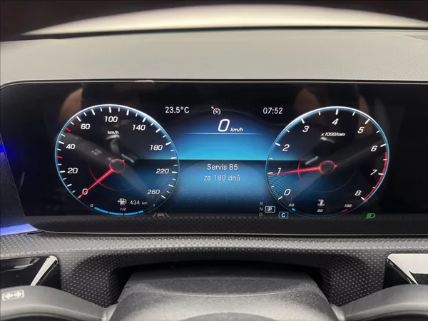 Mercedes-Benz Třídy A 1,3 AMG DPH KAMERA VÝHŘEV ČR - foto 14