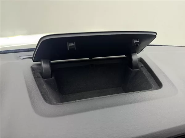 Škoda Karoq 1,6 DSG ACC STYLE+ NAVI KAMERA - foto 13