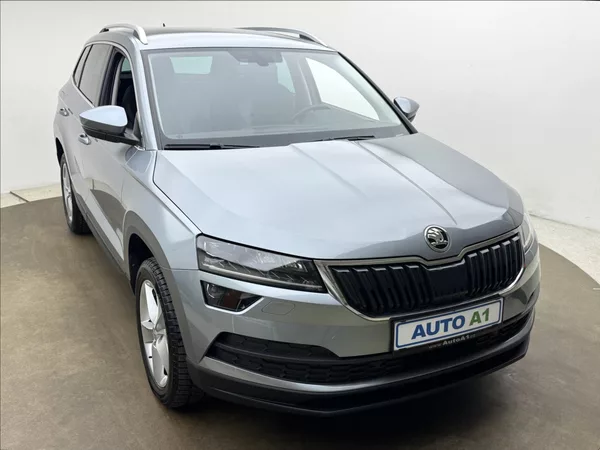 Škoda Karoq 1,6 DSG ACC STYLE+ NAVI KAMERA - foto 3