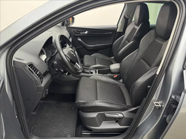 Škoda Karoq 1,6 DSG ACC STYLE+ NAVI KAMERA - foto 32