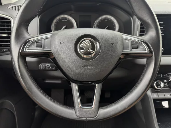 Škoda Karoq 1,6 DSG ACC STYLE+ NAVI KAMERA - foto 7