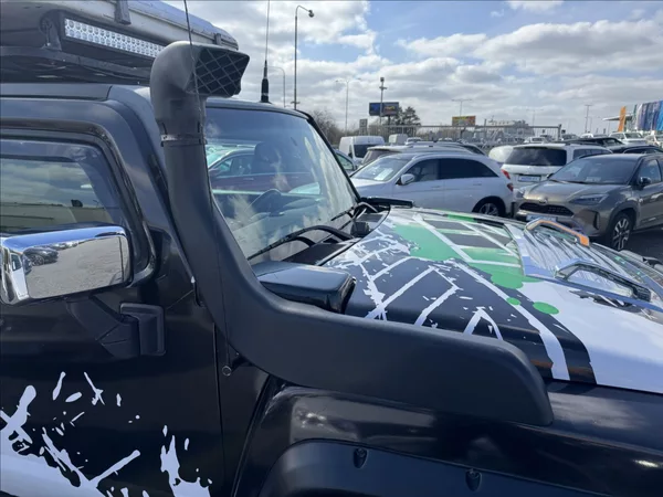Hummer H3 3,5 AUT KŮŽE 4X4 STAN NAVIJÁK - foto 33