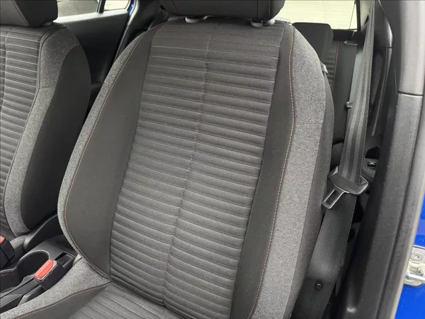 Peugeot 2008 1,5 HDi ACTIVE LED SENZORY ČR