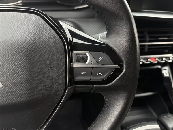 Peugeot 2008 1,5 HDi ACTIVE LED SENZORY ČR - foto 20