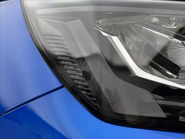 Peugeot 2008 1,5 HDi ACTIVE LED SENZORY ČR - foto 27